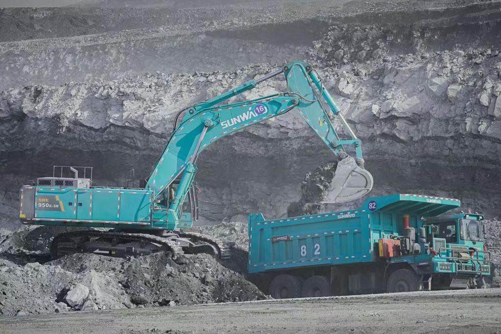 Карьерный экскаватор SWE950E-3H