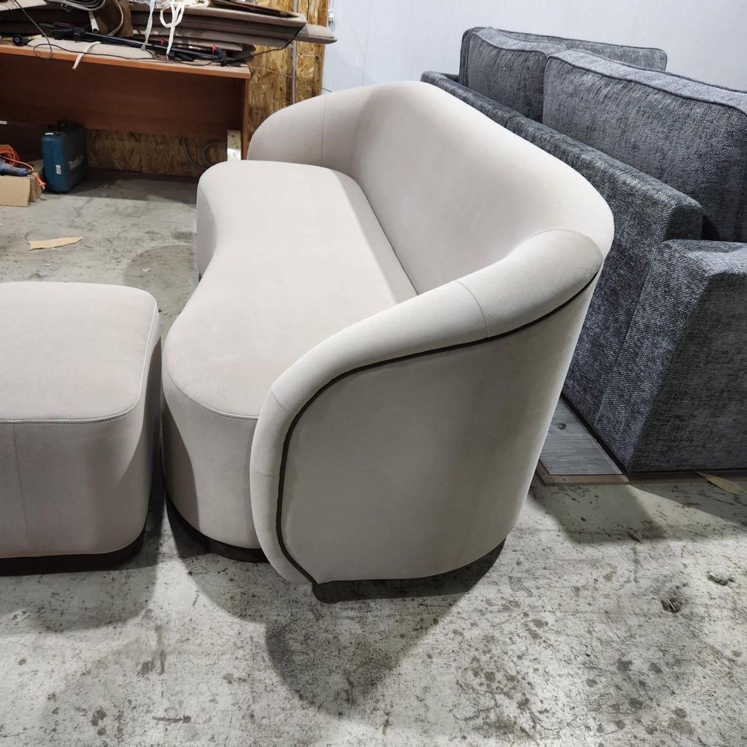 Диван прямой в наличии