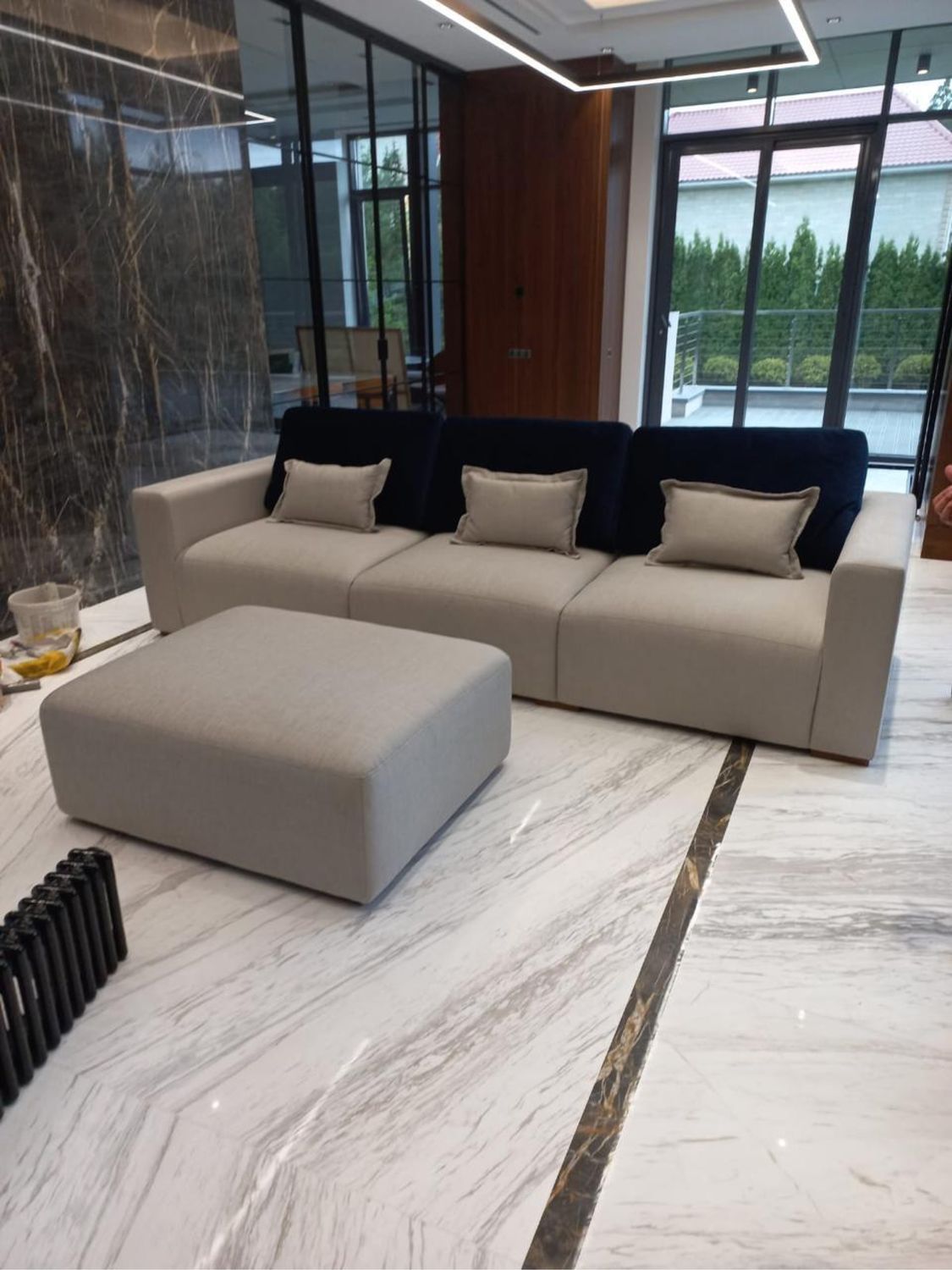 Диван прямой в наличии