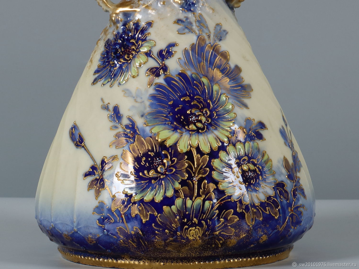 Старинная ваза. Австро-Венгрия