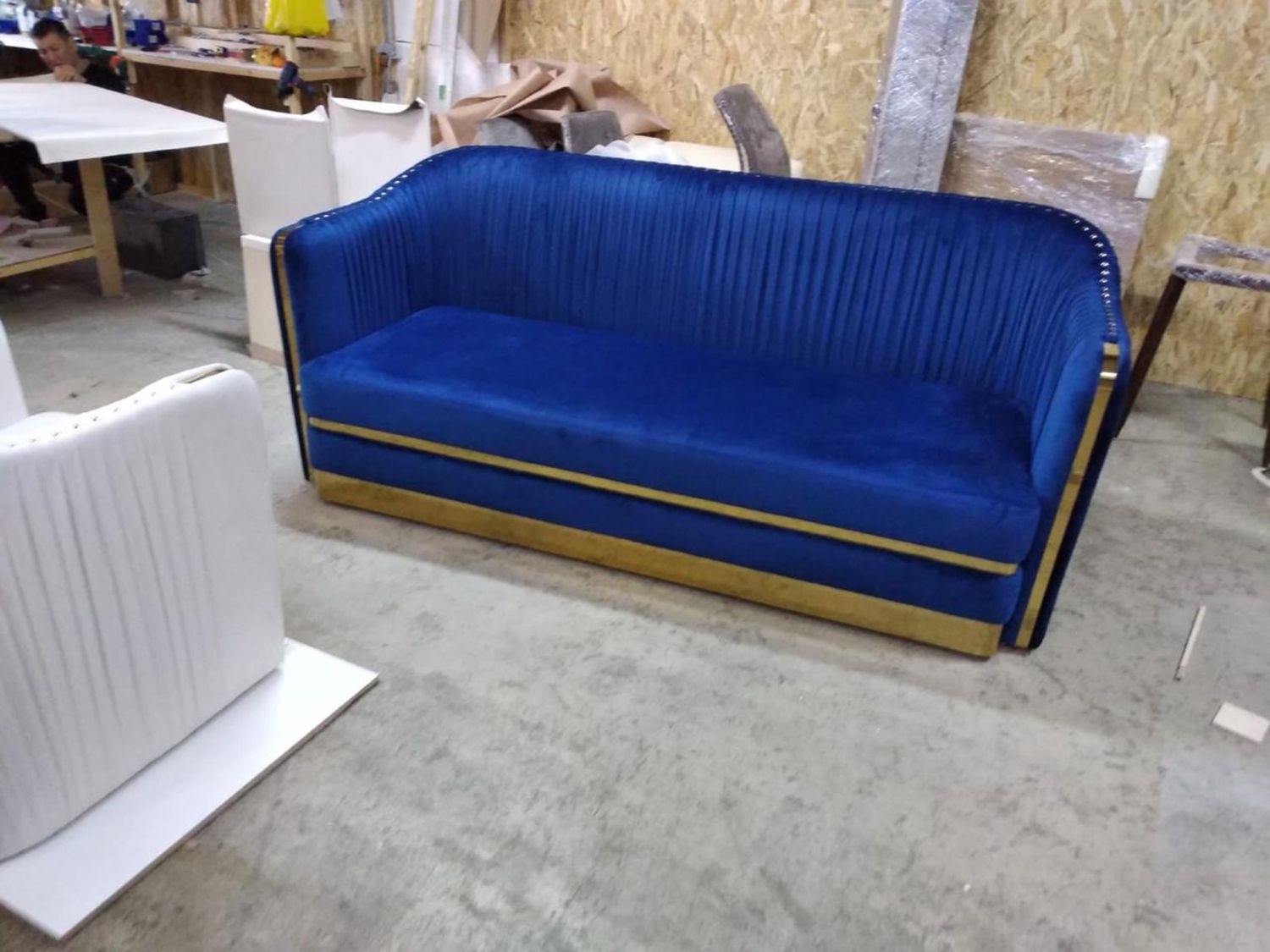 Диван прямой в наличии