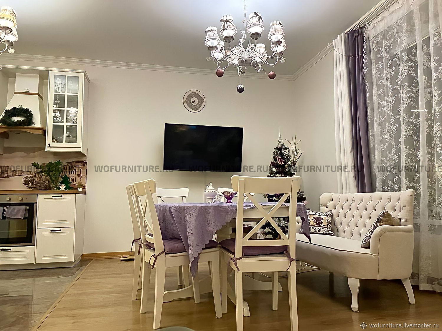 Диван на кухню с каретной стяжкой 