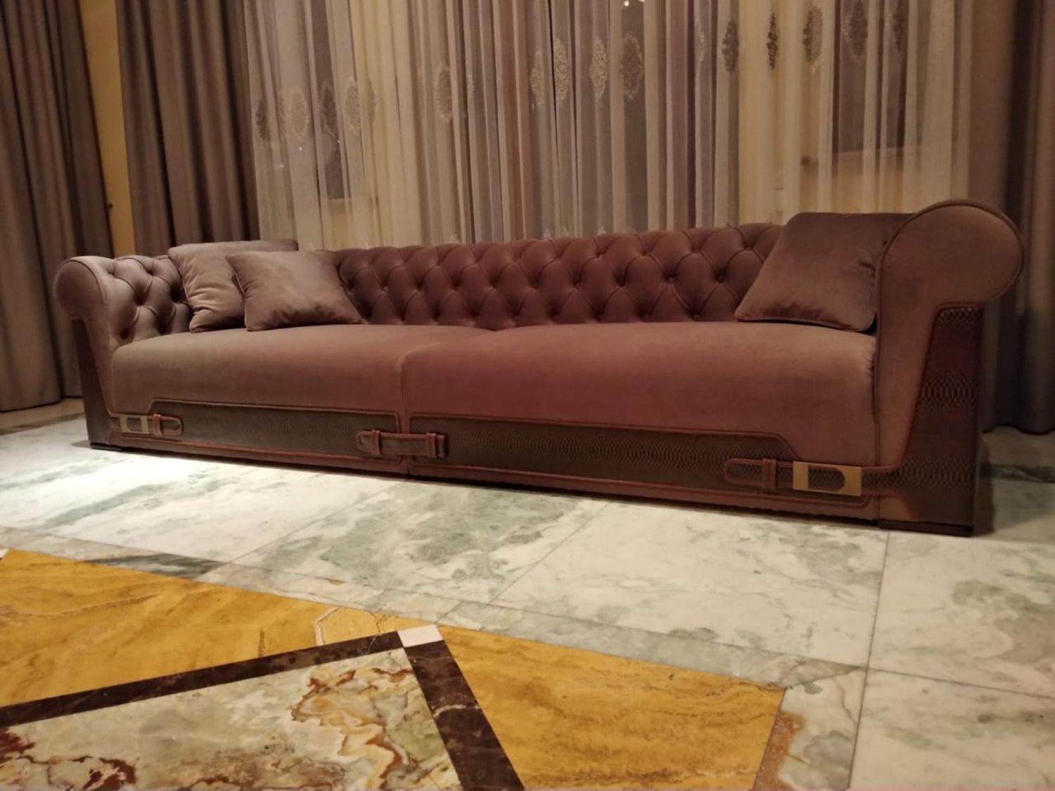 Диван прямой в наличии