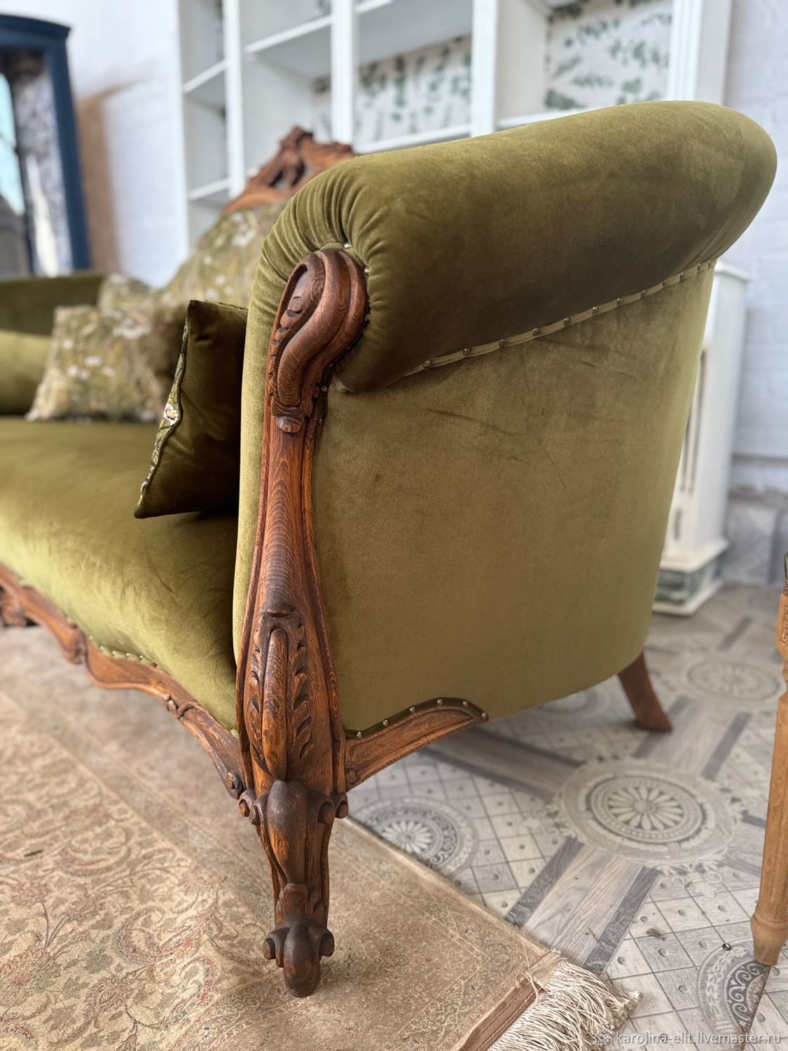 Диван новый, большой трехместный Барокко, дерево бук