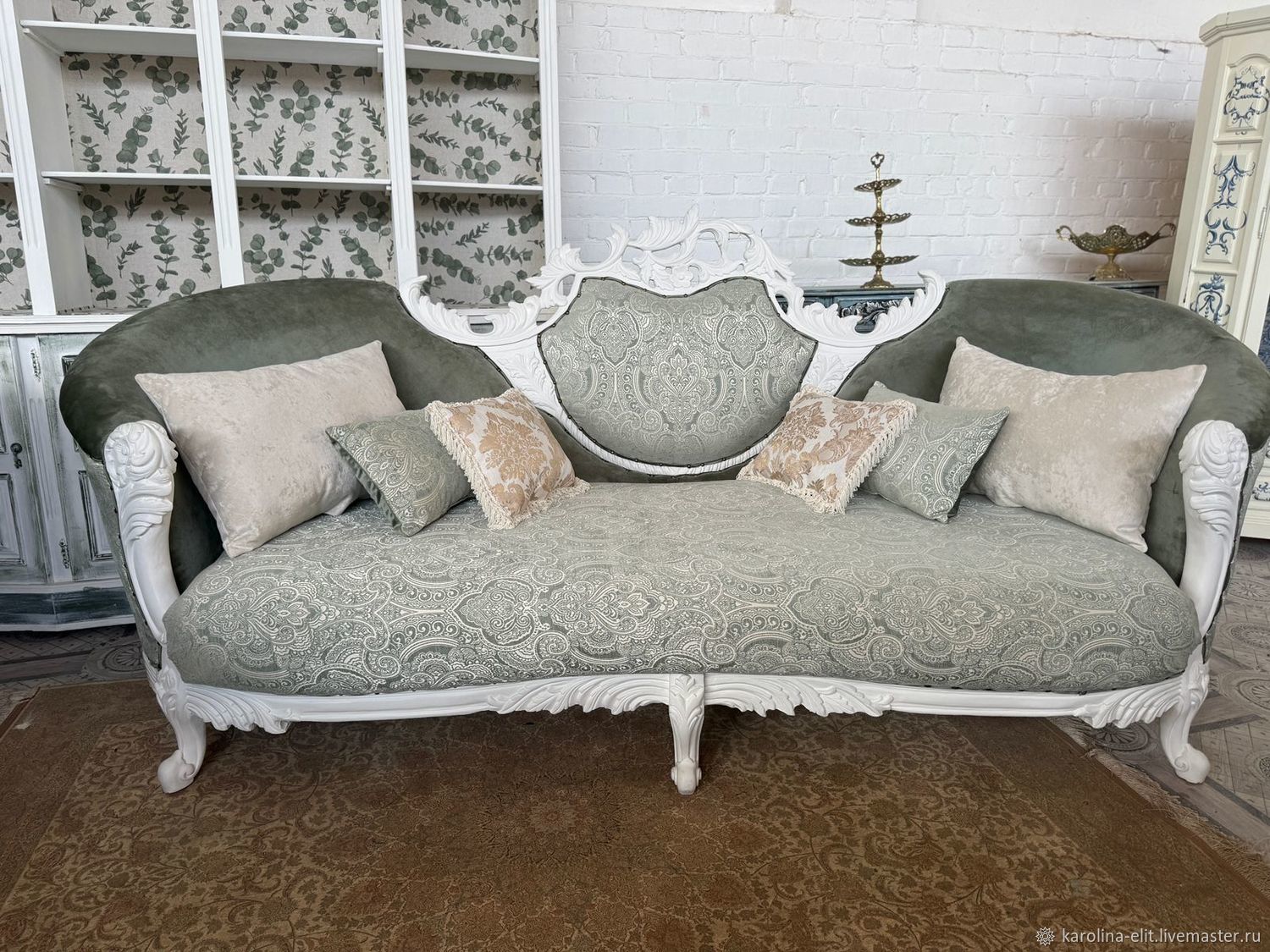 Диван новый ,резной Барокко, дерево бук