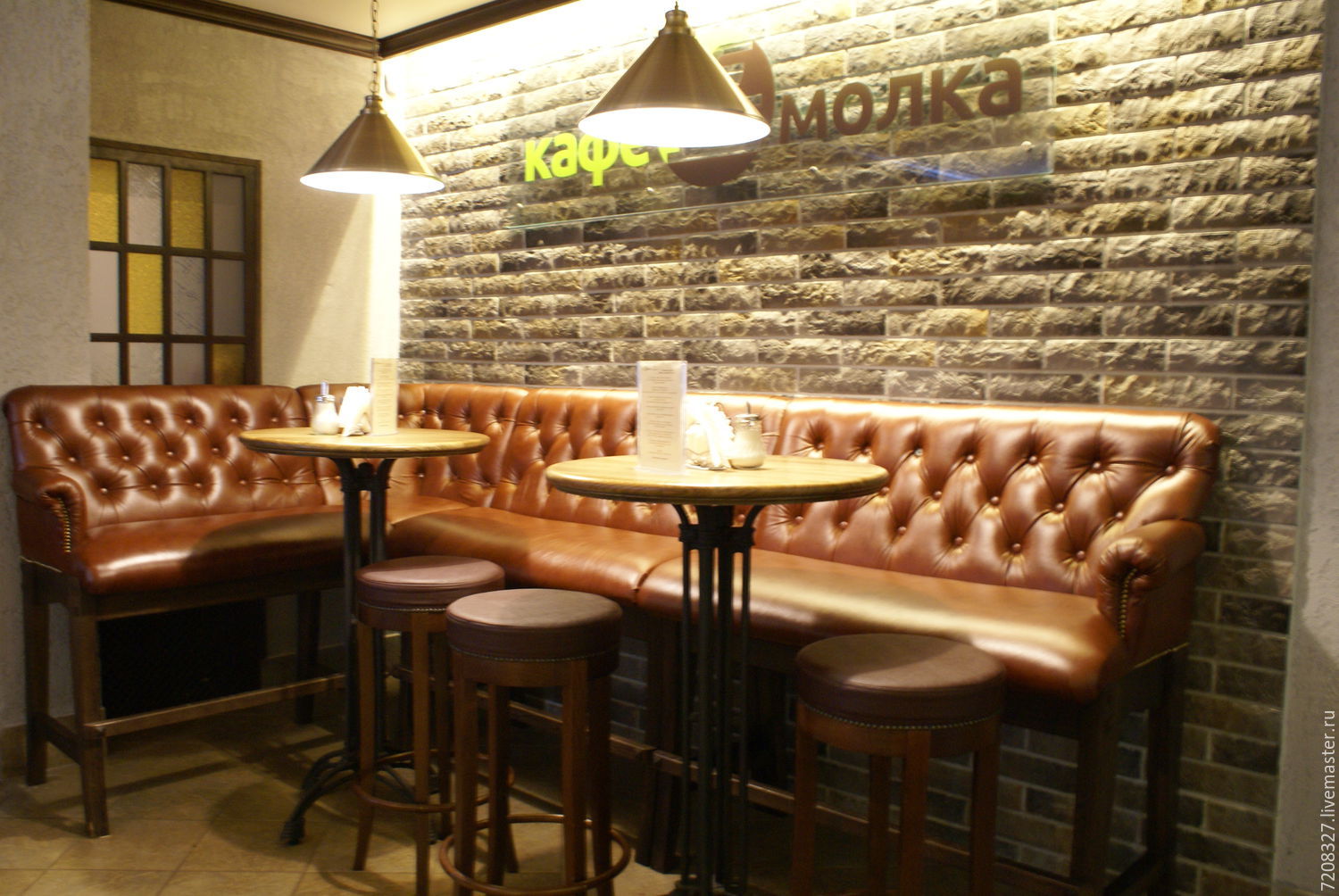 Диван кожаный барный