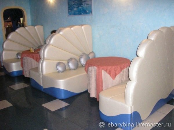 Диван для кафе в морском стиле