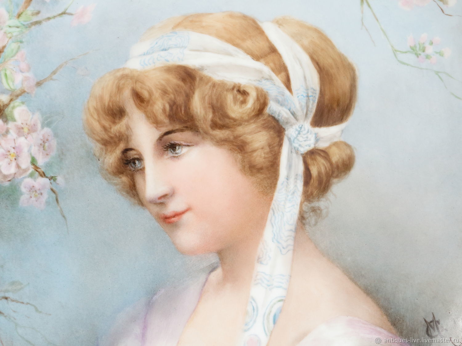 Антикварное фарфоровое блюдо. Limoges