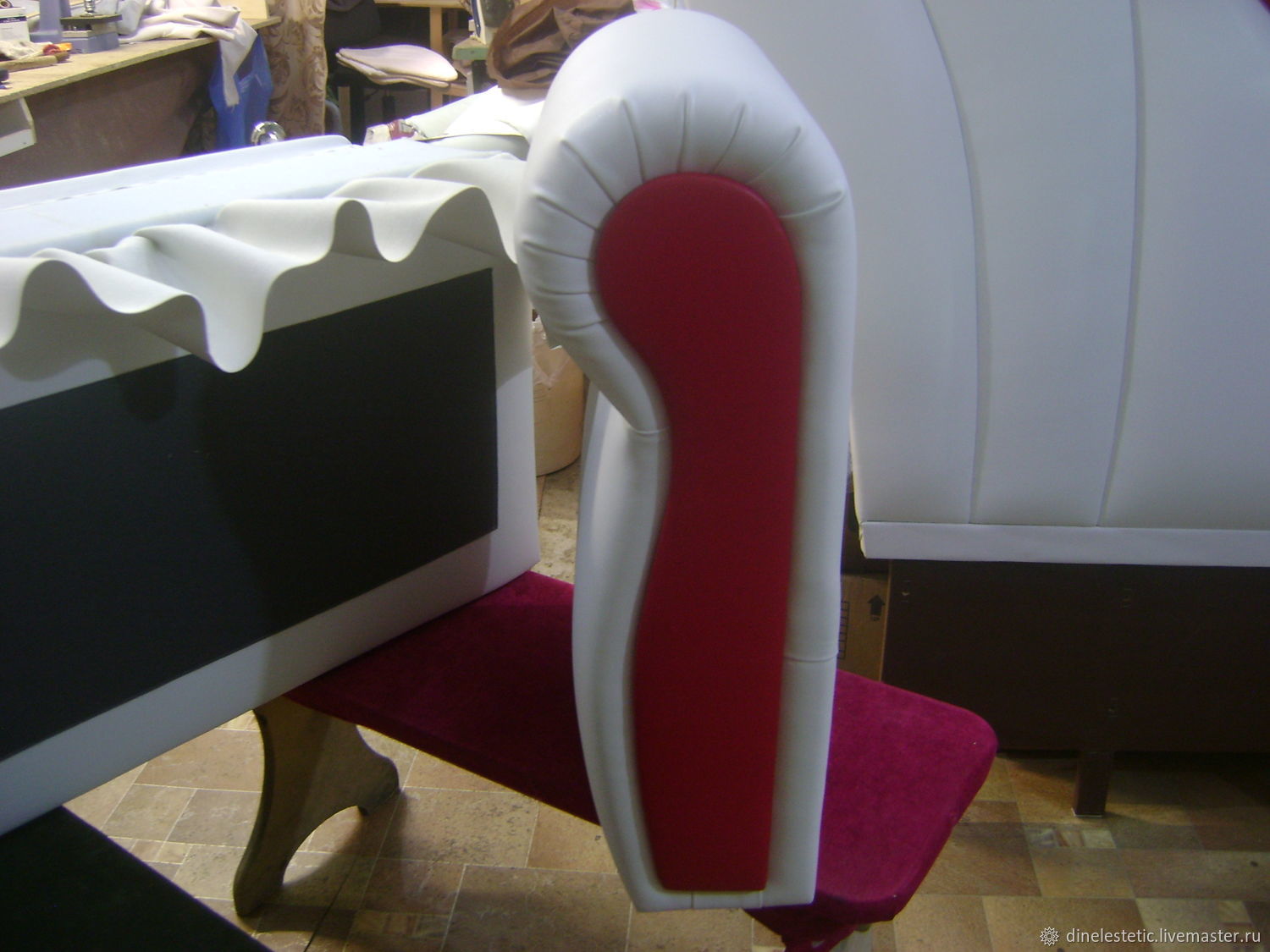 Диван - свадебный трон