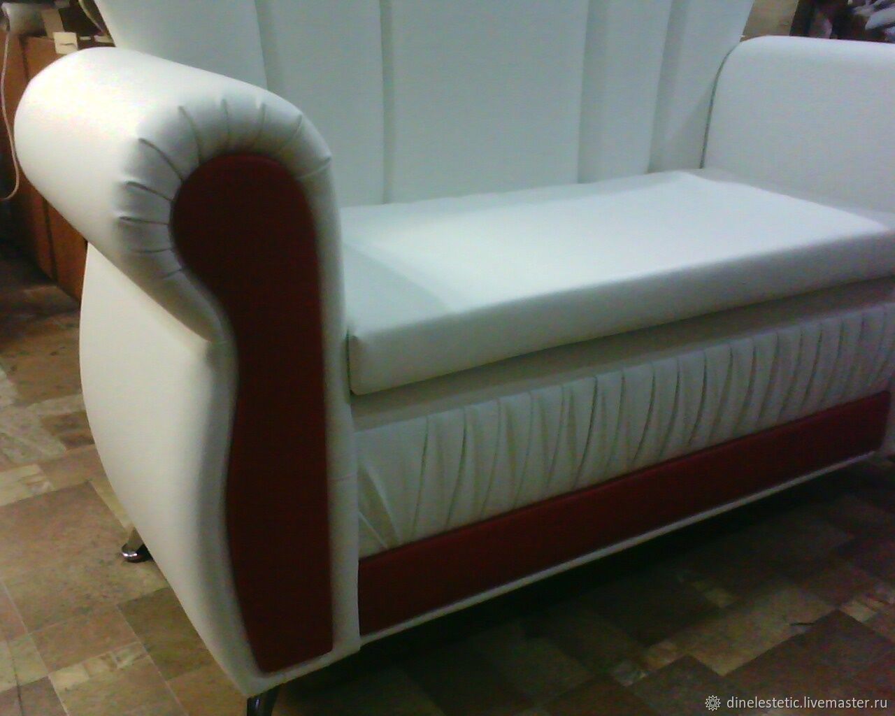 Диван - свадебный трон