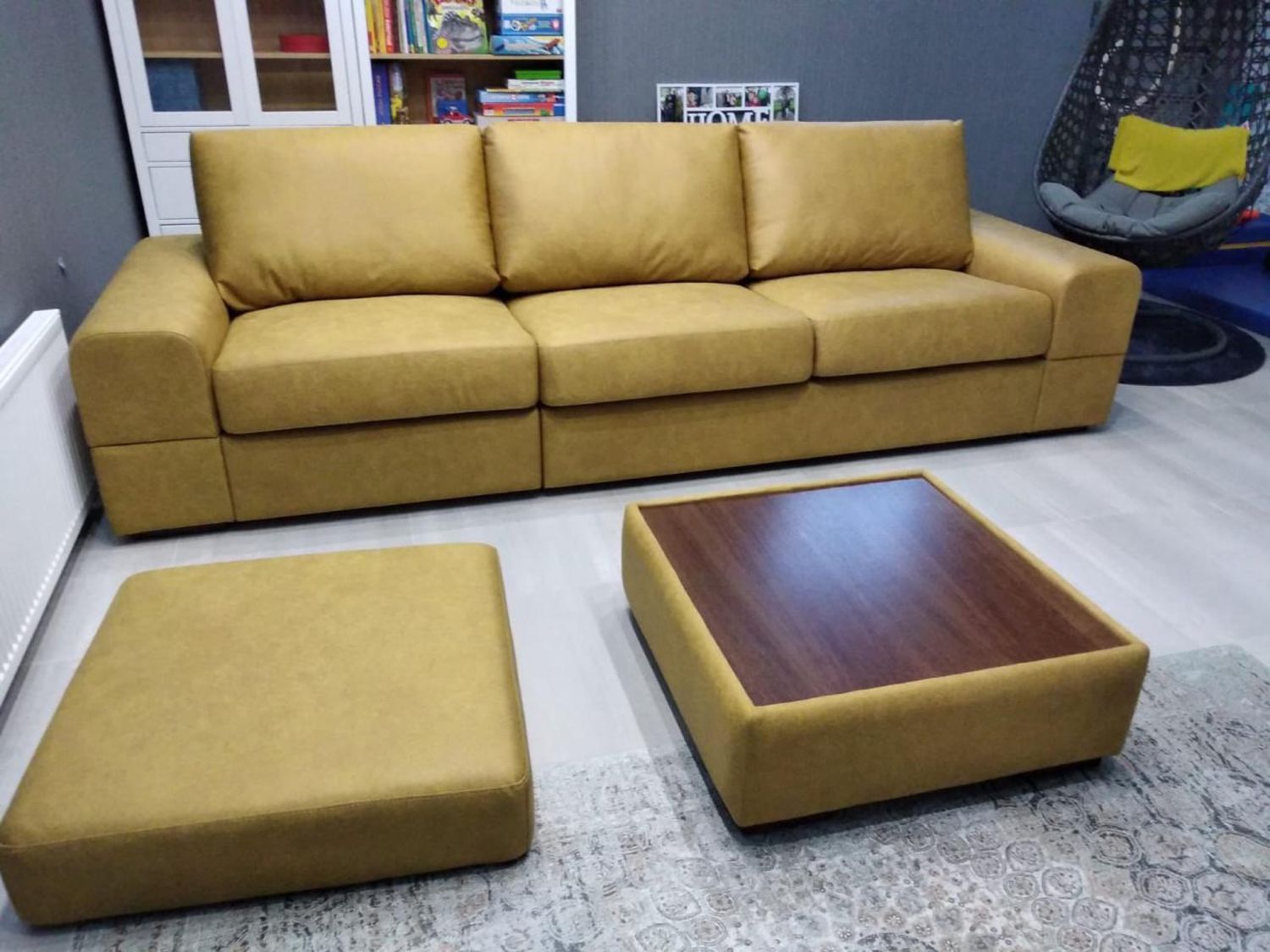 Диван прямой в наличии