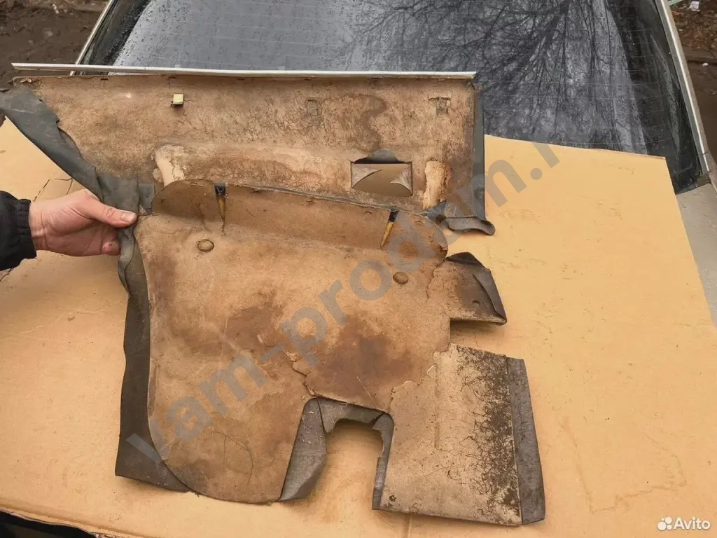 Карта двери задняя правая BMW E21