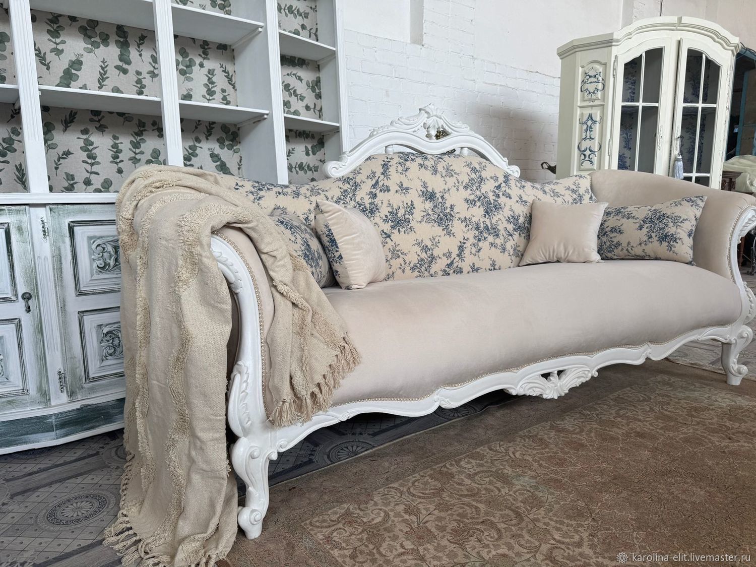 Диван новый резной, Дерево бук, Туаль де Жуи