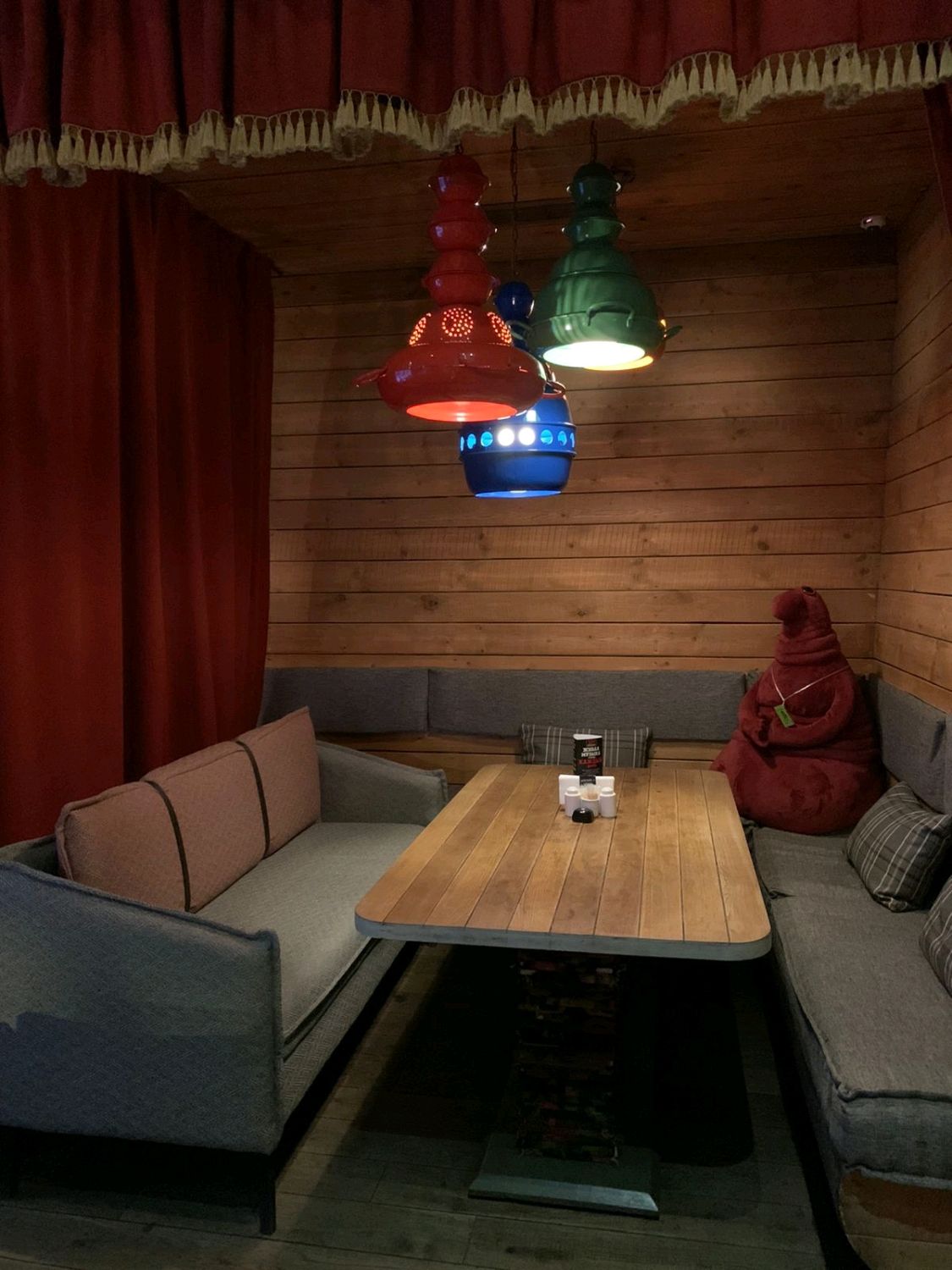 Диван для ресторана