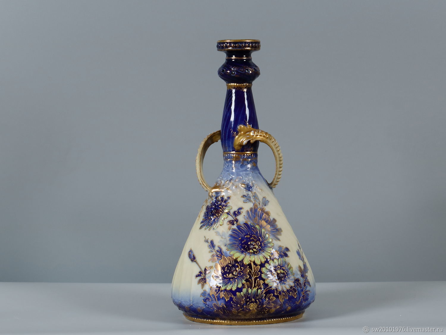 Старинная ваза. Австро-Венгрия