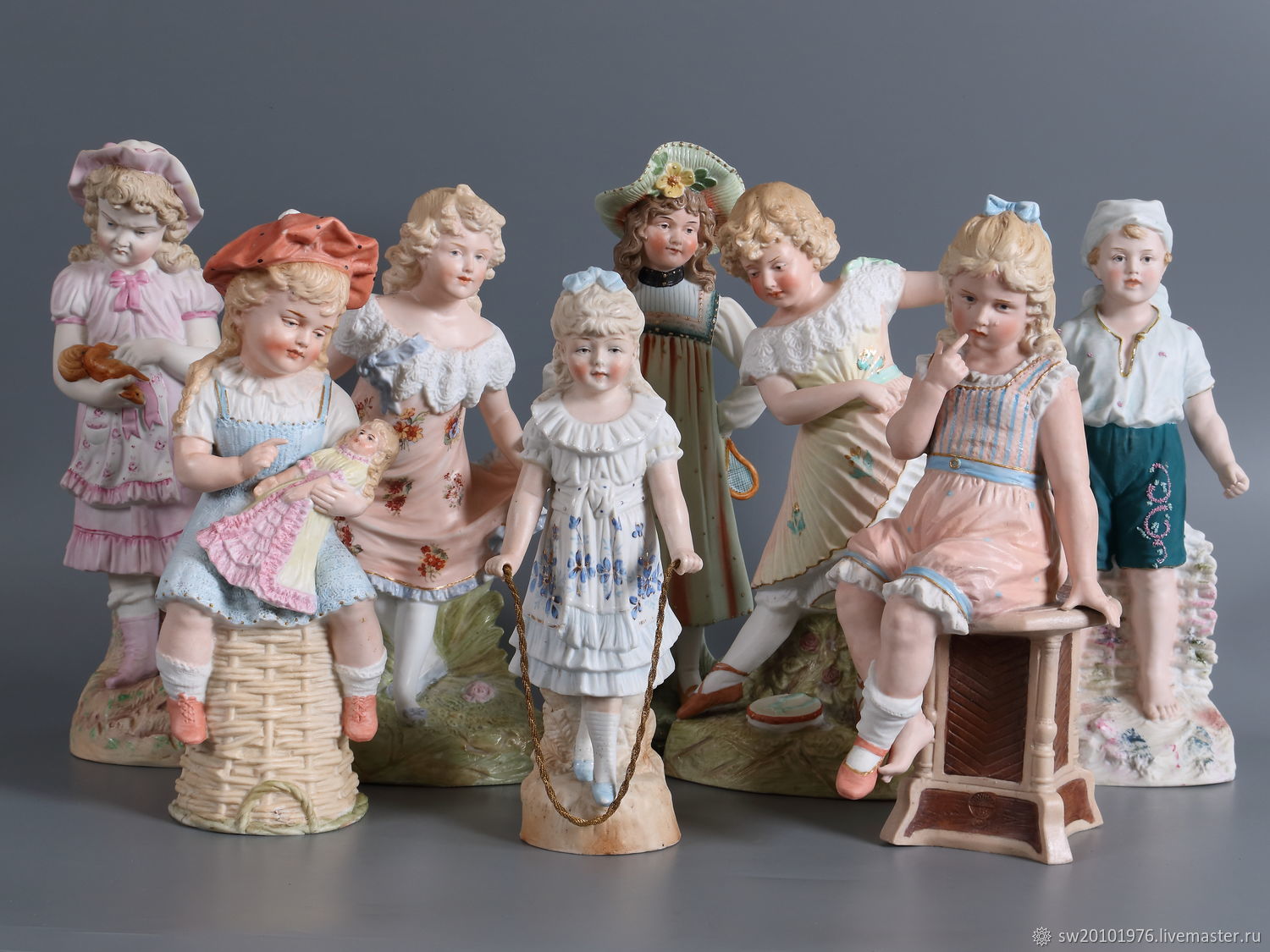 Редкая! Старинная статуэтка. Gebruder Heubach. Германия