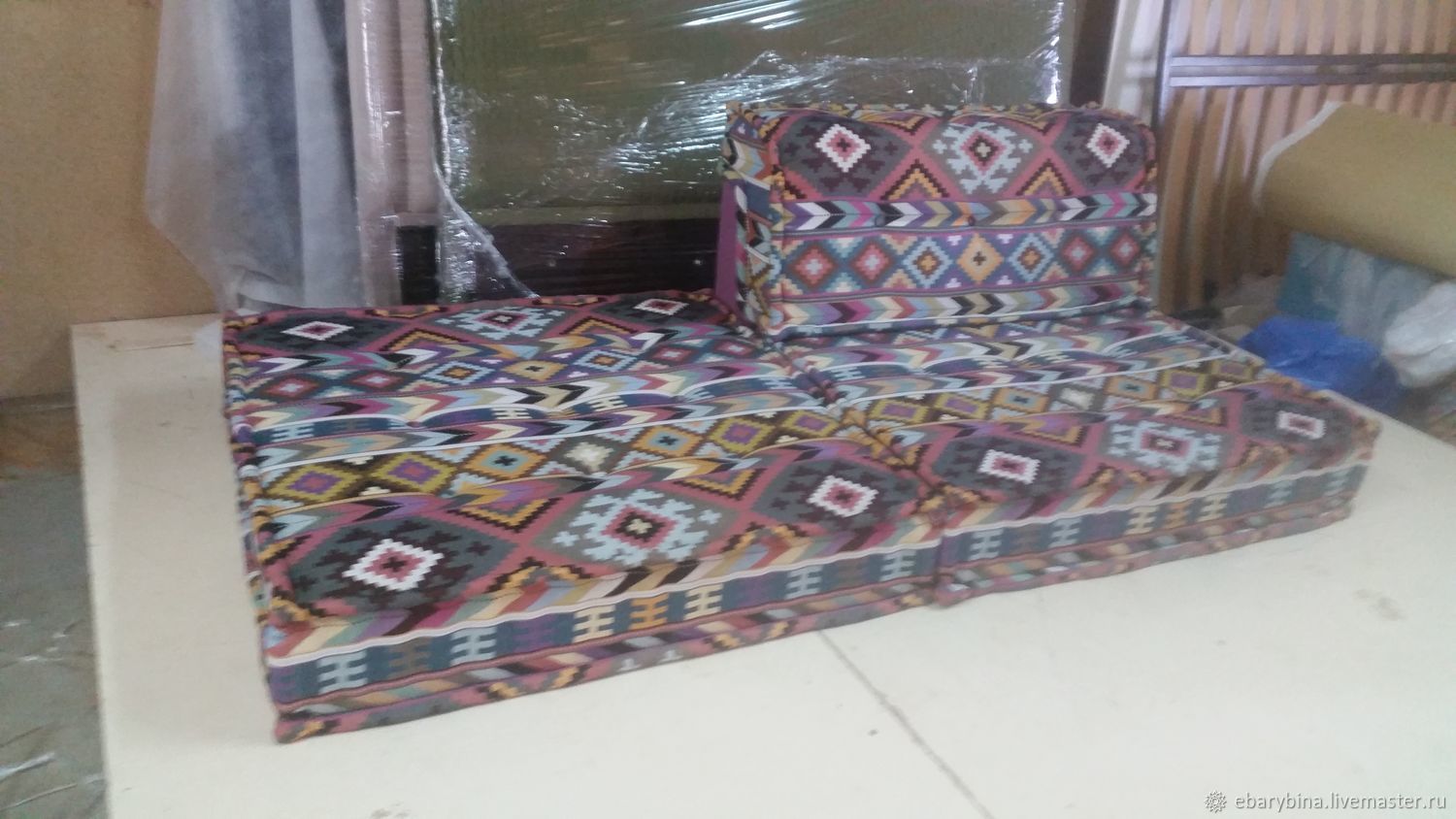 Диван Маджонг в ткани Килиманджаро