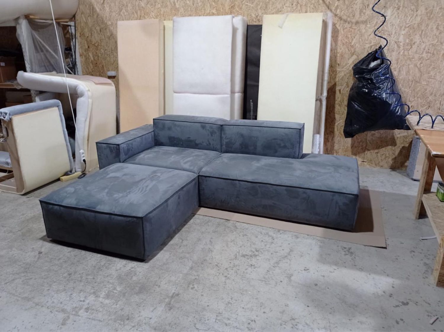 Диван прямой в наличии