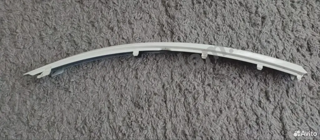 Накладка переднего бампера