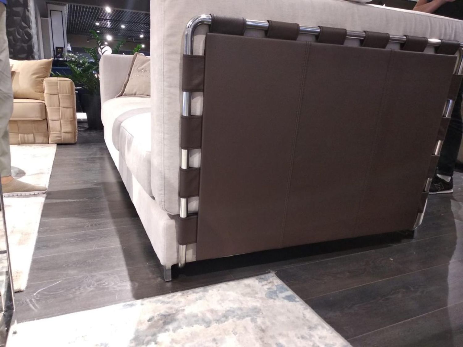 Диван прямой в наличии