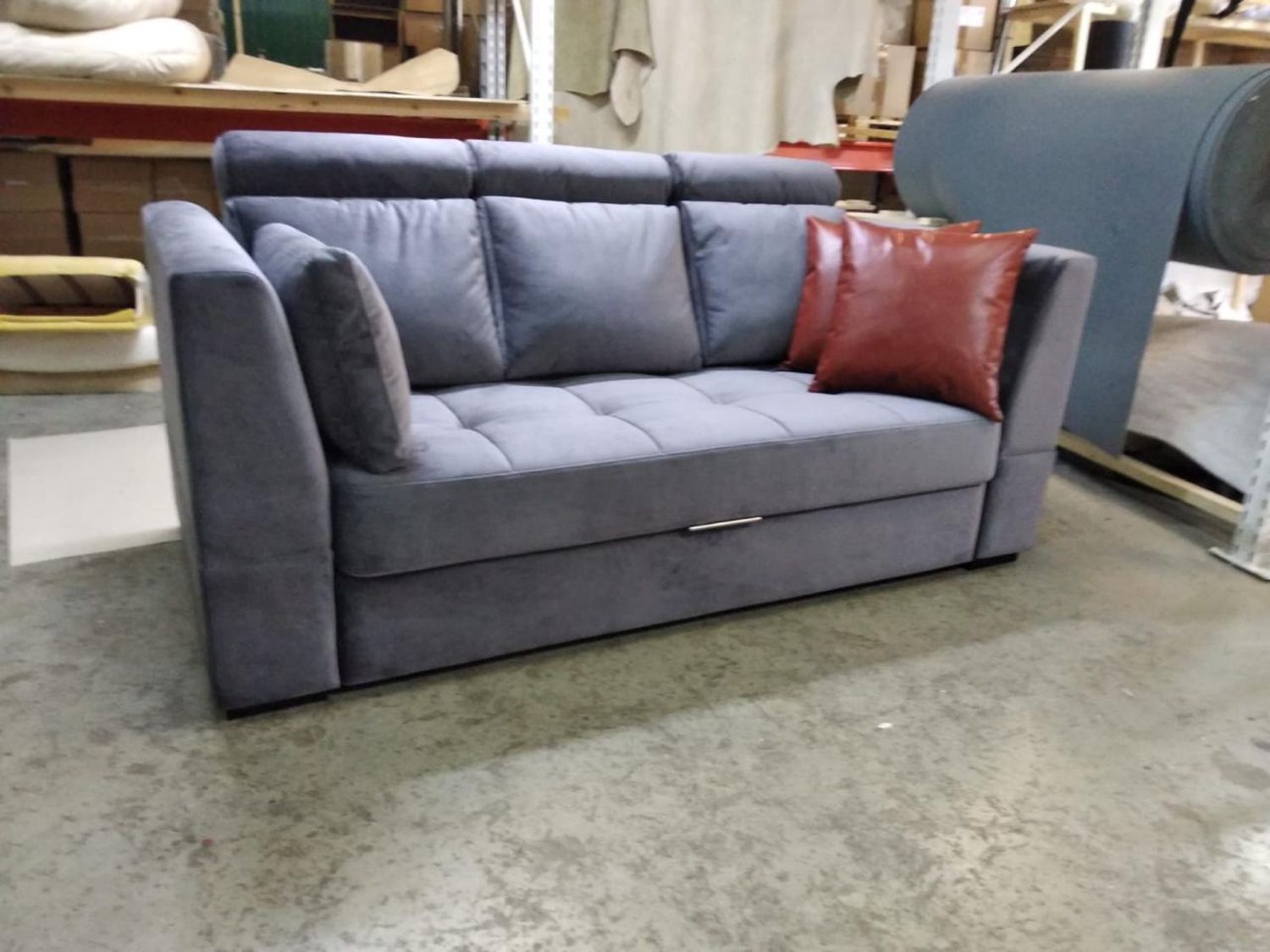 Диван прямой в наличии