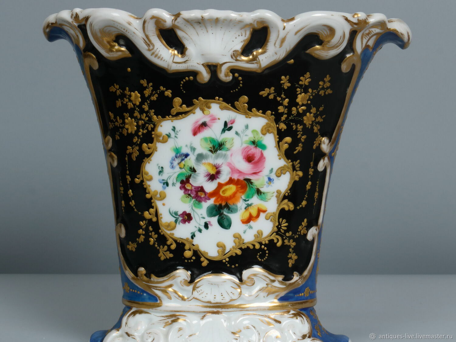 Антикварные парные вазы. Франция