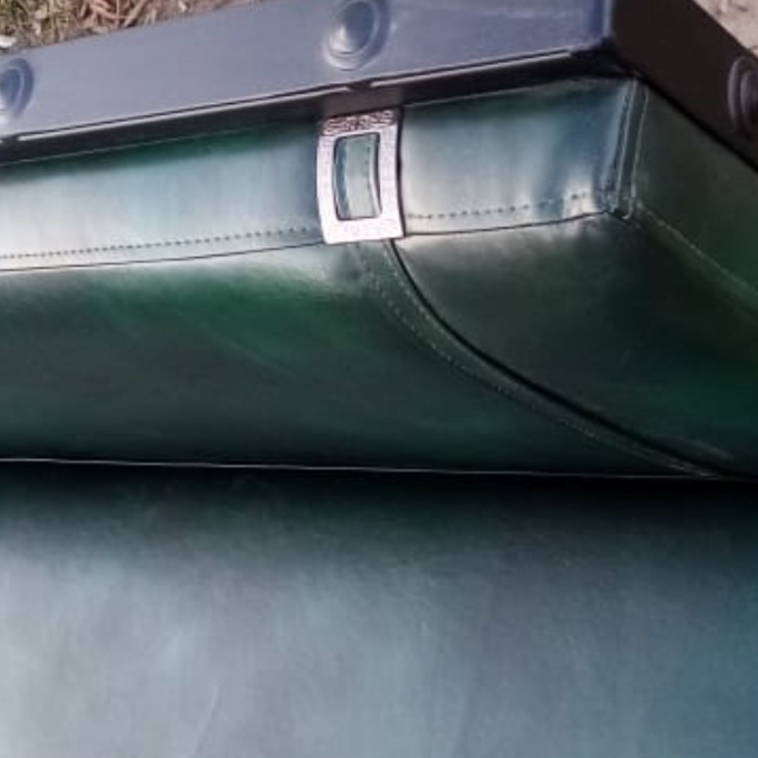 Диван в стиле лофт