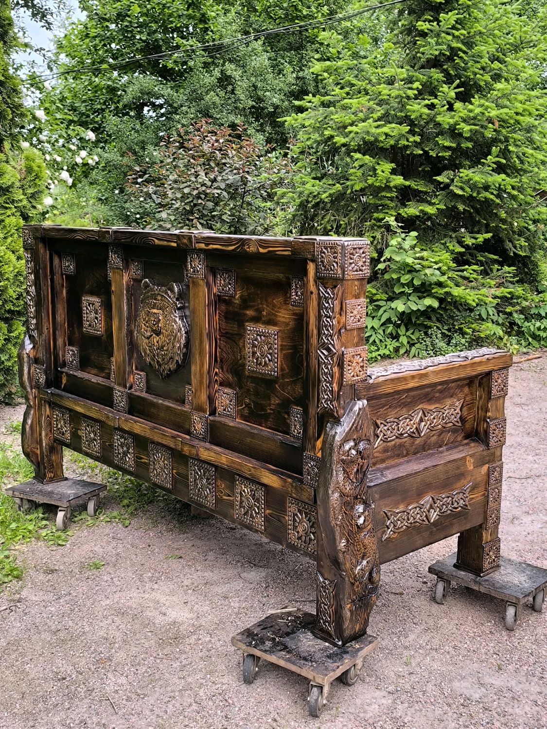 Диван из дерева с эффектом старения Благородие