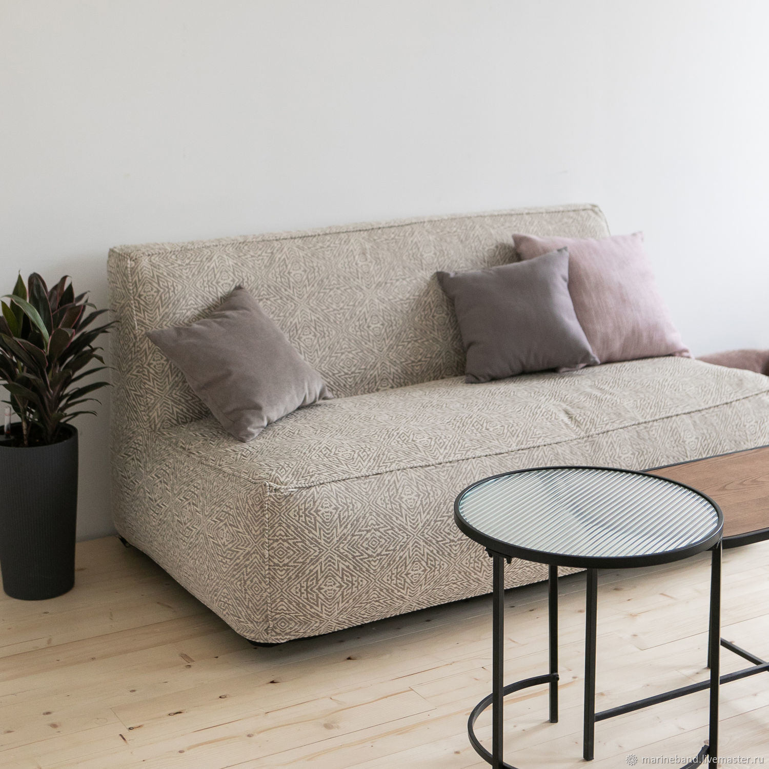 Диван Longer в жаккарде