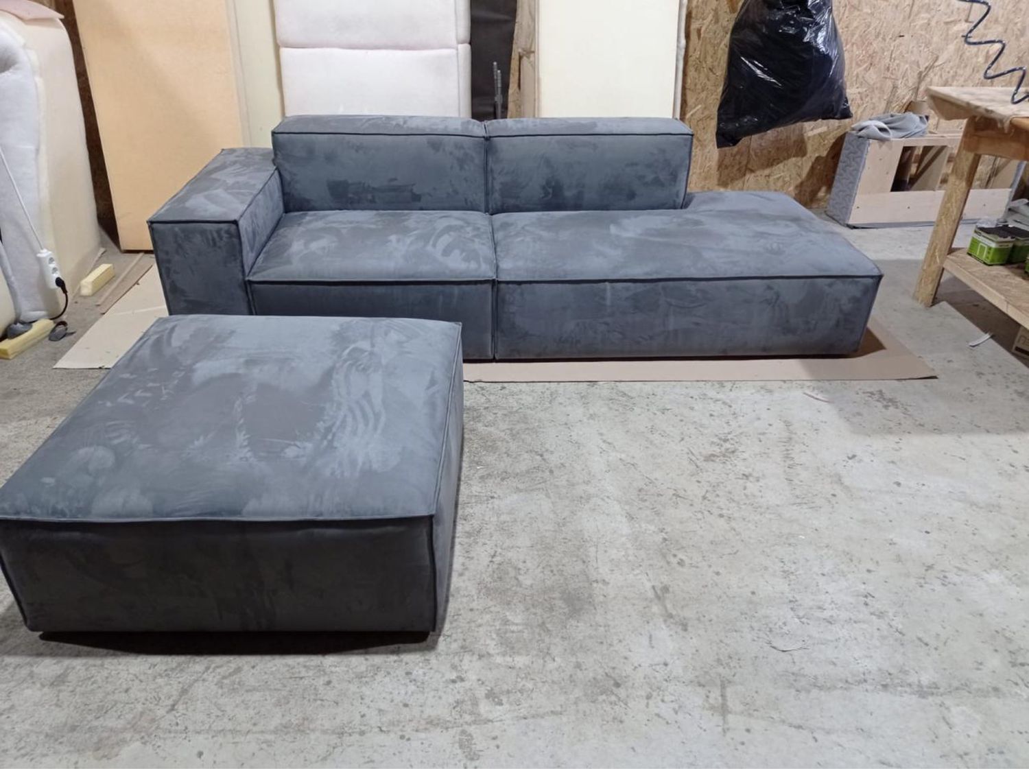 Диван прямой в наличии