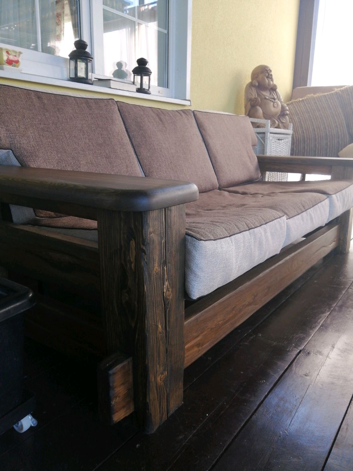 Диван на веранду