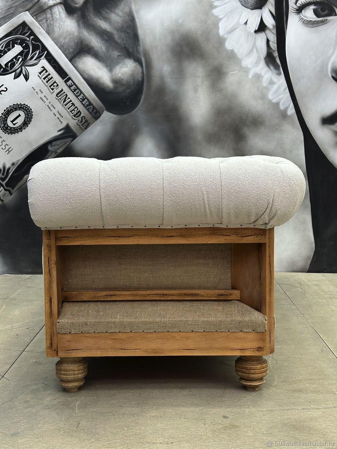 Диван CHESTERFIELD