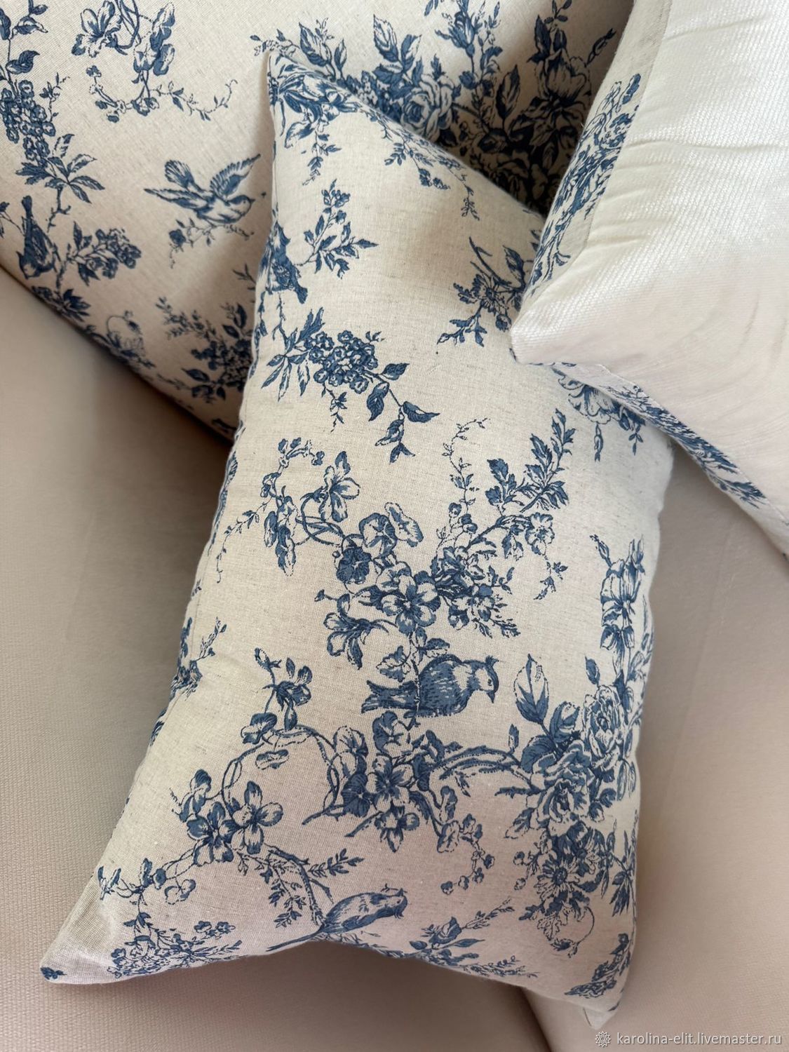 Диван новый резной, Дерево бук, Туаль де Жуи