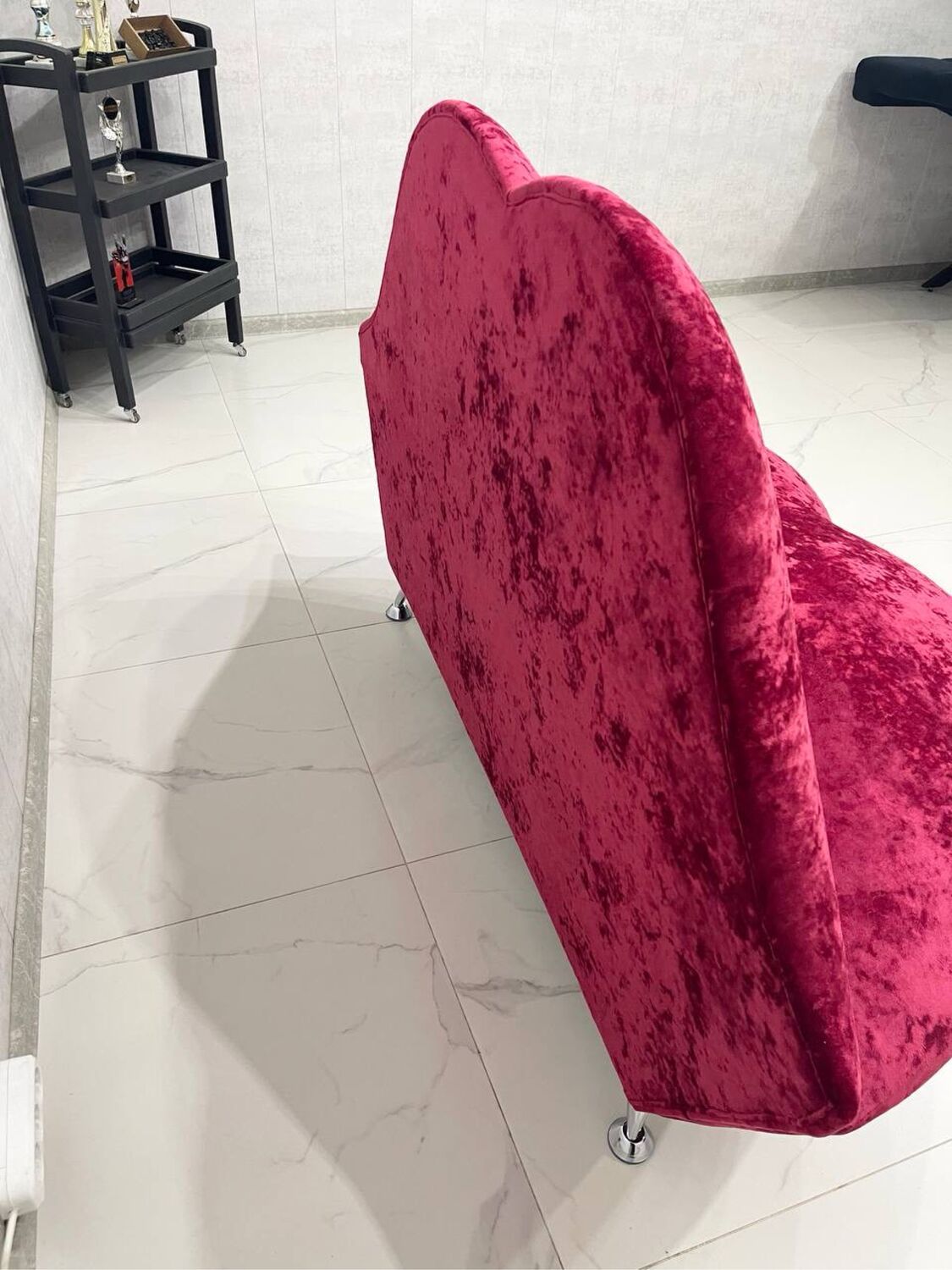 Диван губы 150 см