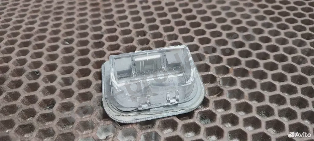 Плафон подсветки номера Kia Optima 4 JF G4KH 2018