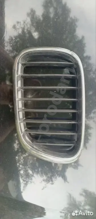 Решетка радиатора левая Bmw X5 E53