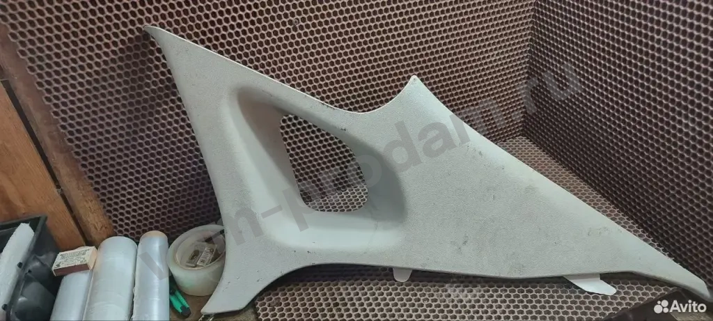 Обшивка стойки задняя правая верхняя Kia Optima