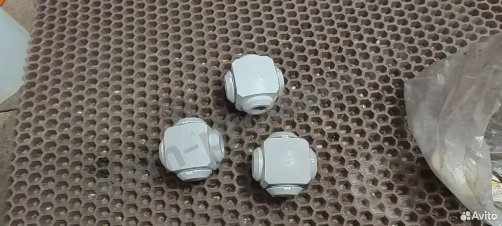 Сжим ответвительный (орех)