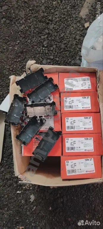 Legrand 010927 Коробка изолирующая на 2 модуля