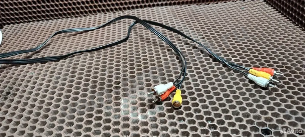Продам видеокабель