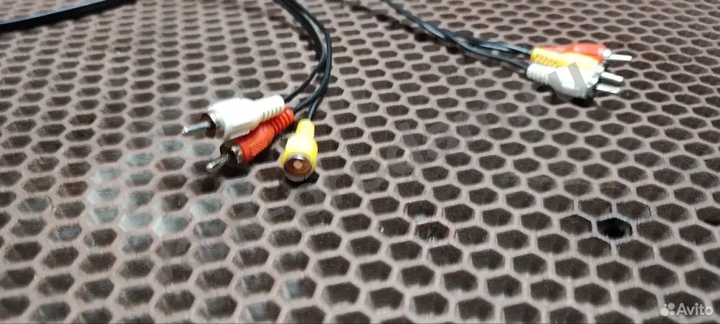 Продам видеокабель