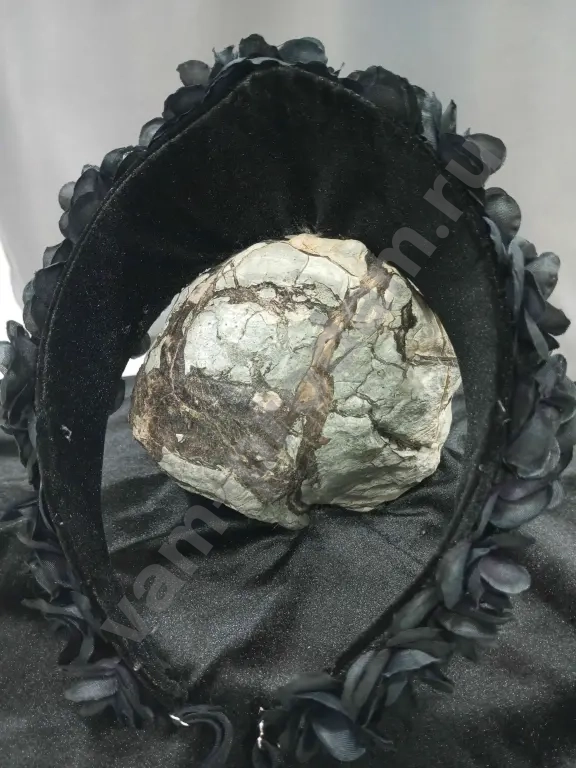 Кокошники "Черные цветы"