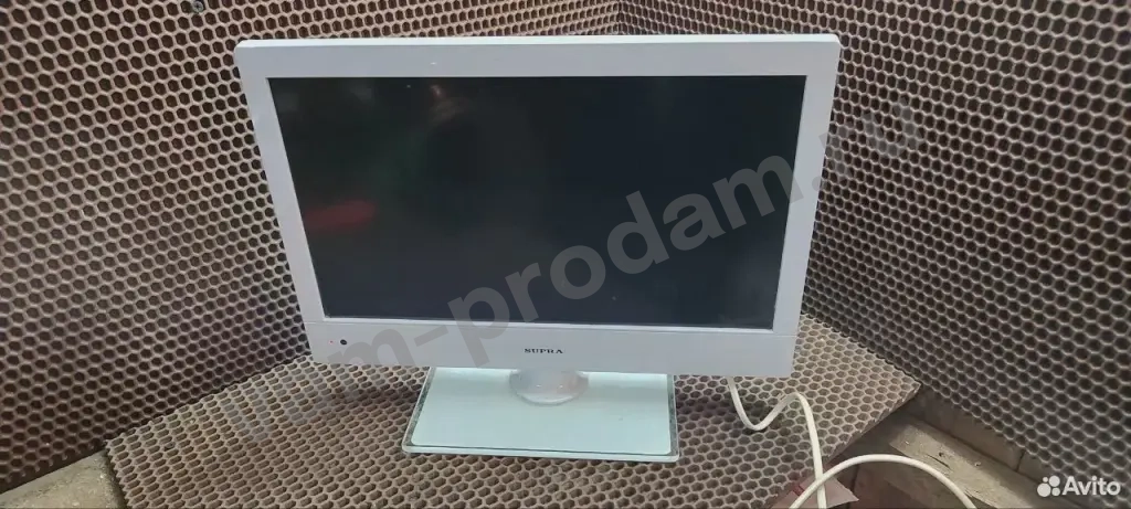 Телевизор supra,16"нерабочий