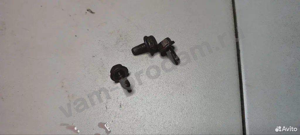 Болт шкива помпы General Motors 11518061