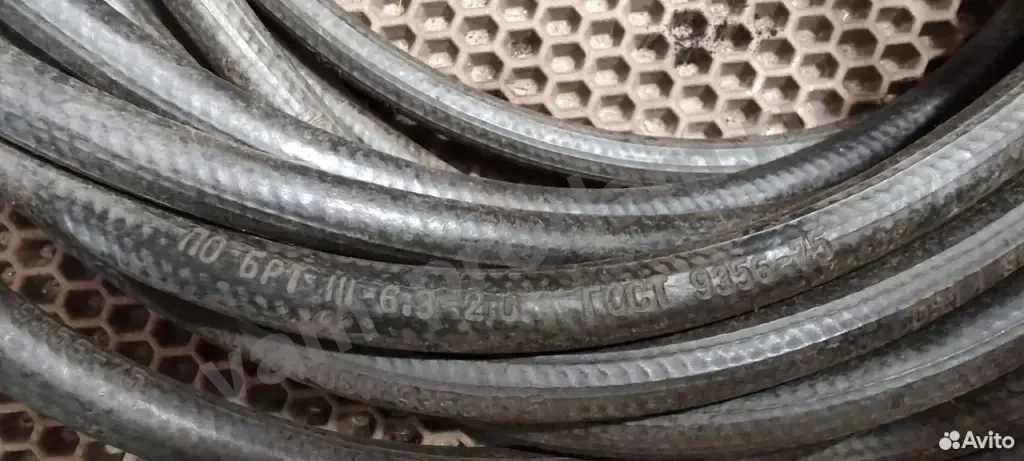 Шланг кислородный россия III класс D- 6.3мм (черн)