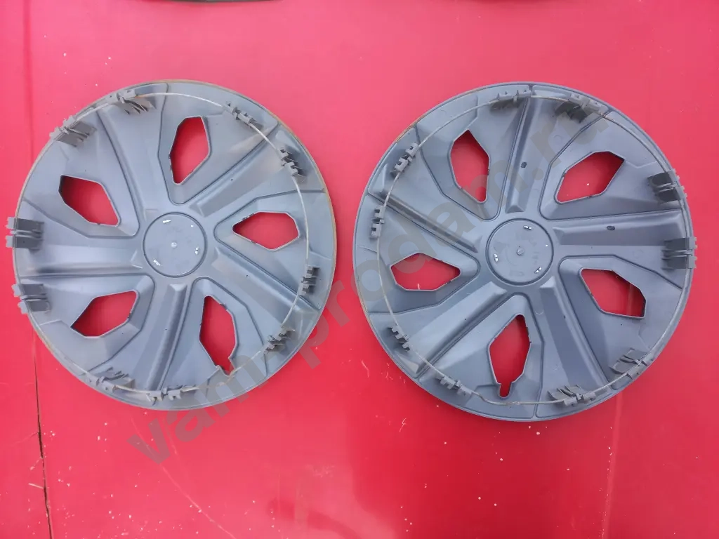 Колпаки на колёса r14