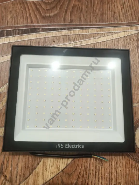 прожектор светодиодный 100 Вт