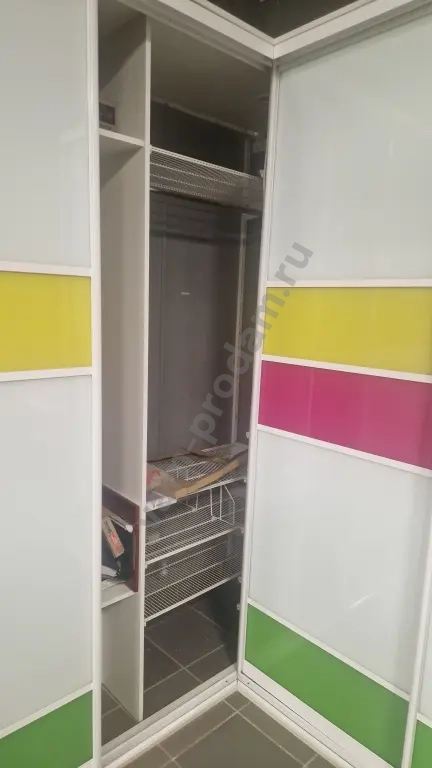 выставочный образец угловой гардеробной