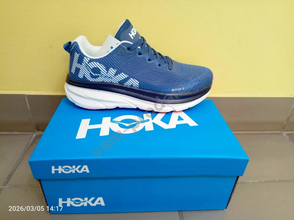 кроссовки hoka