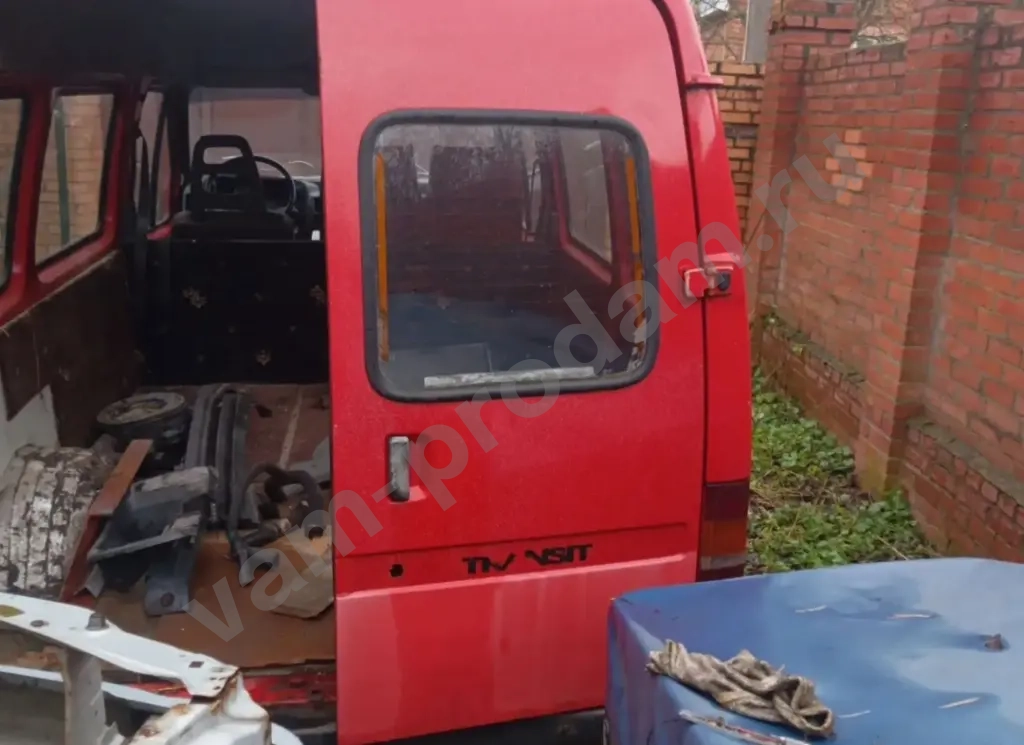 Задняя дверь Ford Transit 1989-1994